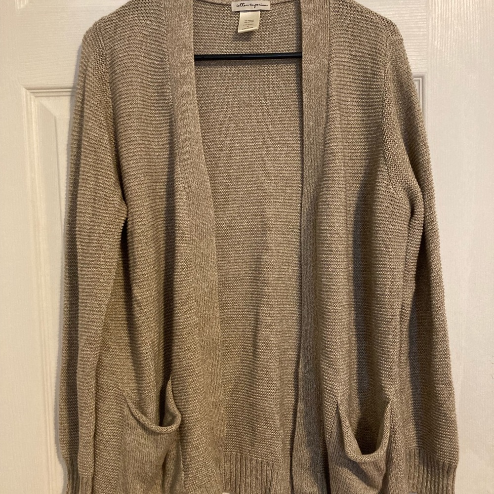 Cardigan sweater
